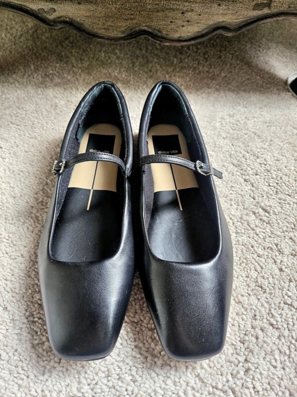 Dolce Vita Women's Reyes Flats- Size 6 Women's- Black
